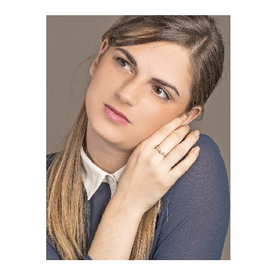 Bague de fiançailles solitaire en or blanc 18k avec motif feuille