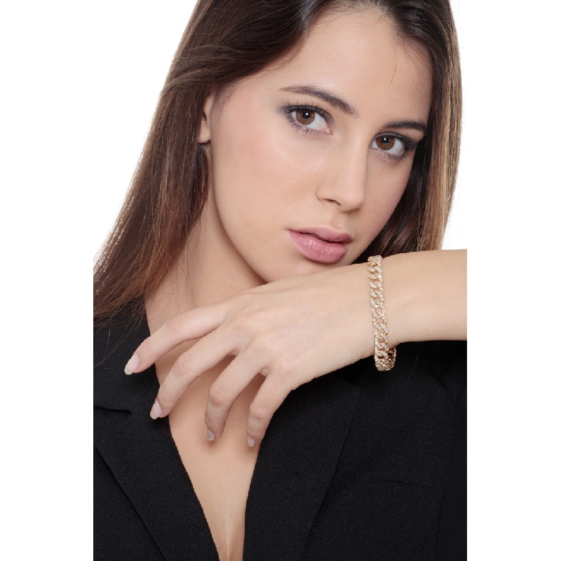 Bracelet gourmette en or jaune 18 carats avec diamants  Bracelet gourmette en or jaune 18 carats avec diamants