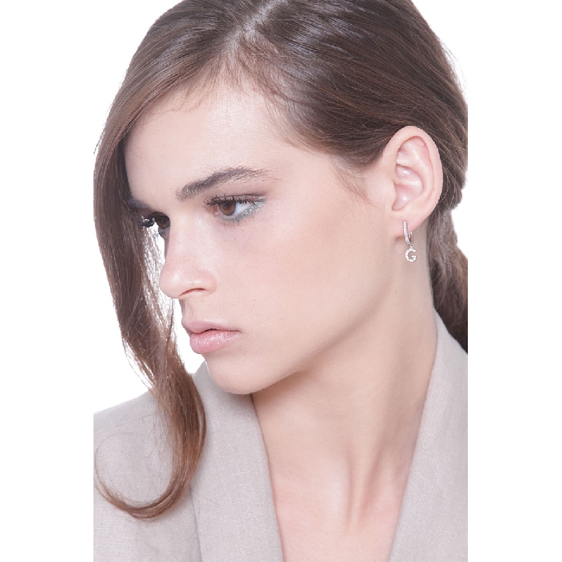 Mono boucle d'oreille en or blanc 18 carats, avec lettre G en diamants Mono boucle d'oreille en or blanc 18 carats, avec lettre G en diamants