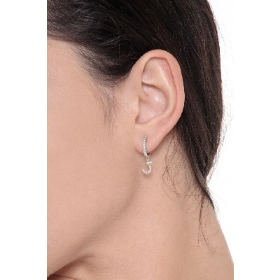 Mono boucle d'oreille en or blanc 18 carats, avec lettre J en diamants