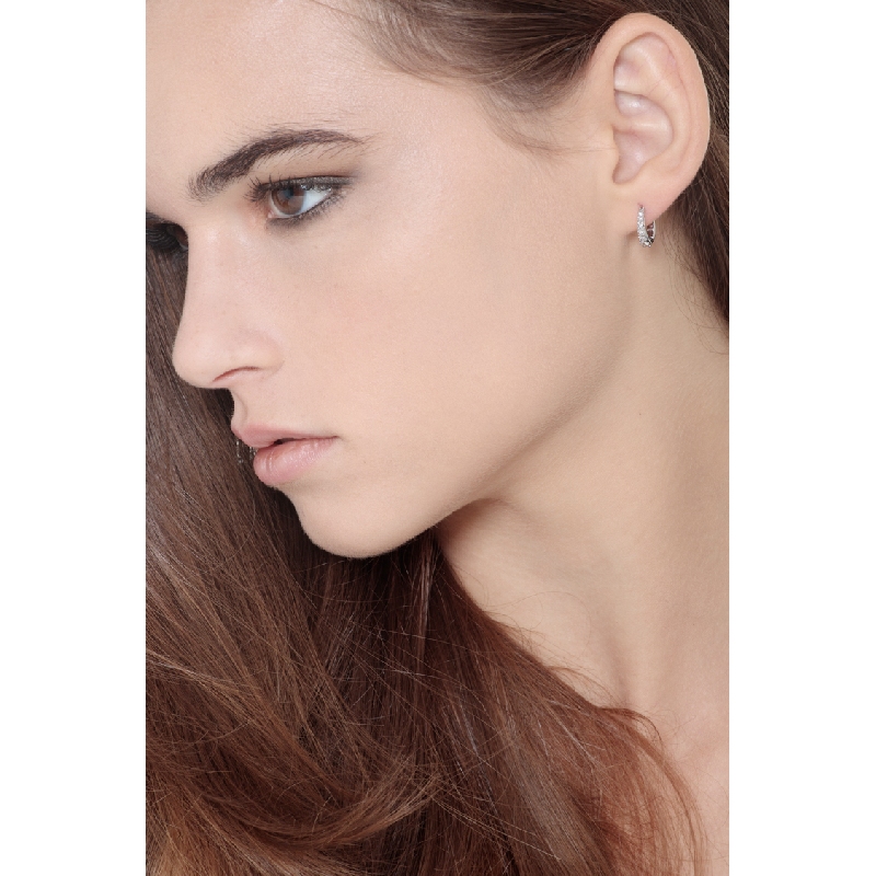 Boucles d’oreilles créoles or blanc 18k avec diamants brillant