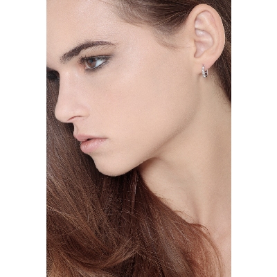 Boucles d’oreilles créoles or blanc 18k avec diamants brillant