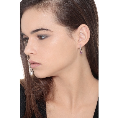 Boucles d’oreilles or blanc 18k cœur avec diamants et rubis