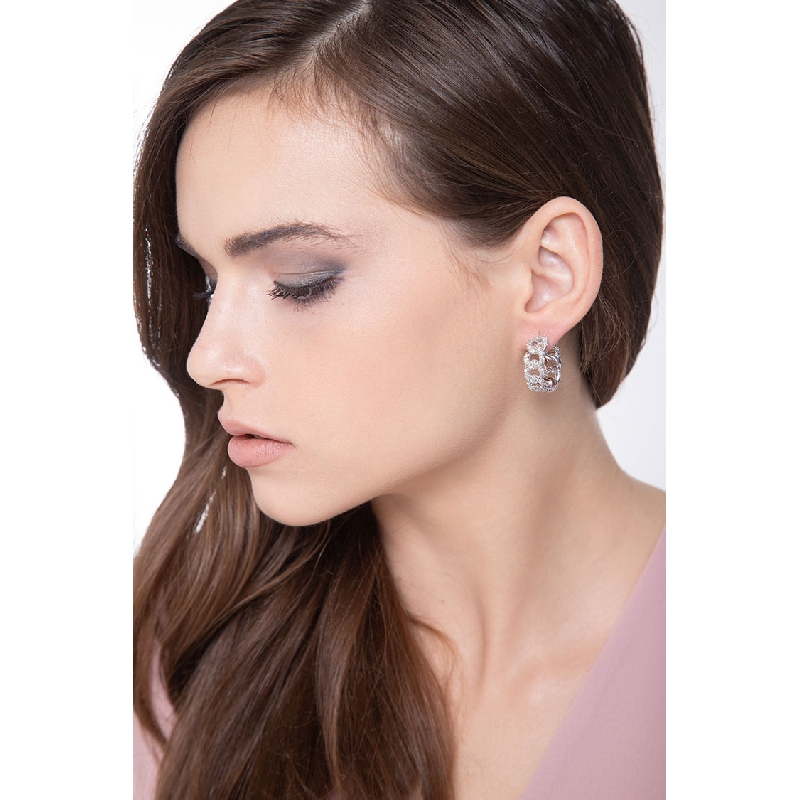 Boucles d'oreilles rondes en Or Blanc 18k avec Diamants  Boucles d'oreilles rondes en Or Blanc 18k avec Diamants