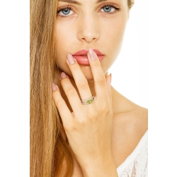 Bague femme en or blanc 18 carats péridot et diamants  2