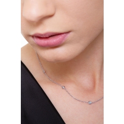 Collier en or blanc 18 carats avec diamants de 0,05 ct 2