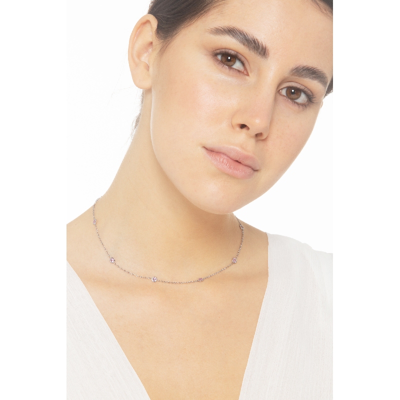 Collier en or blanc 18k avec 9 saphirs roses