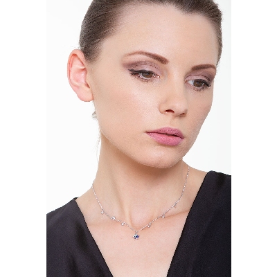 Collier Or Blanc 18k avec saphirs et diamants sur étoile