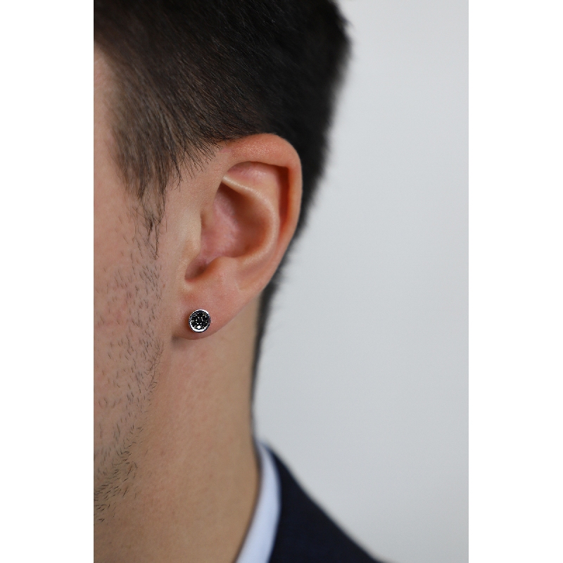 Mono boucle d'oreille homme en or blanc 18k avec diamants noirs Mono boucle d'oreille homme en or blanc 18k avec diamants noirs