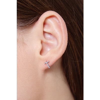 Boucle d'oreille lettre  T  en diamants et or blanc 750