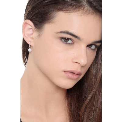 Pendentif en or blanc 18 carats avec perles et diamants