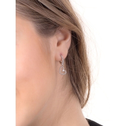 Boucles d’oreilles or blanc 18k cœurs pendentifs et diamants 2