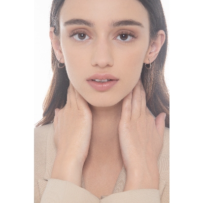 Boucles d'oreilles cœur en or blanc 18k serties de diamants