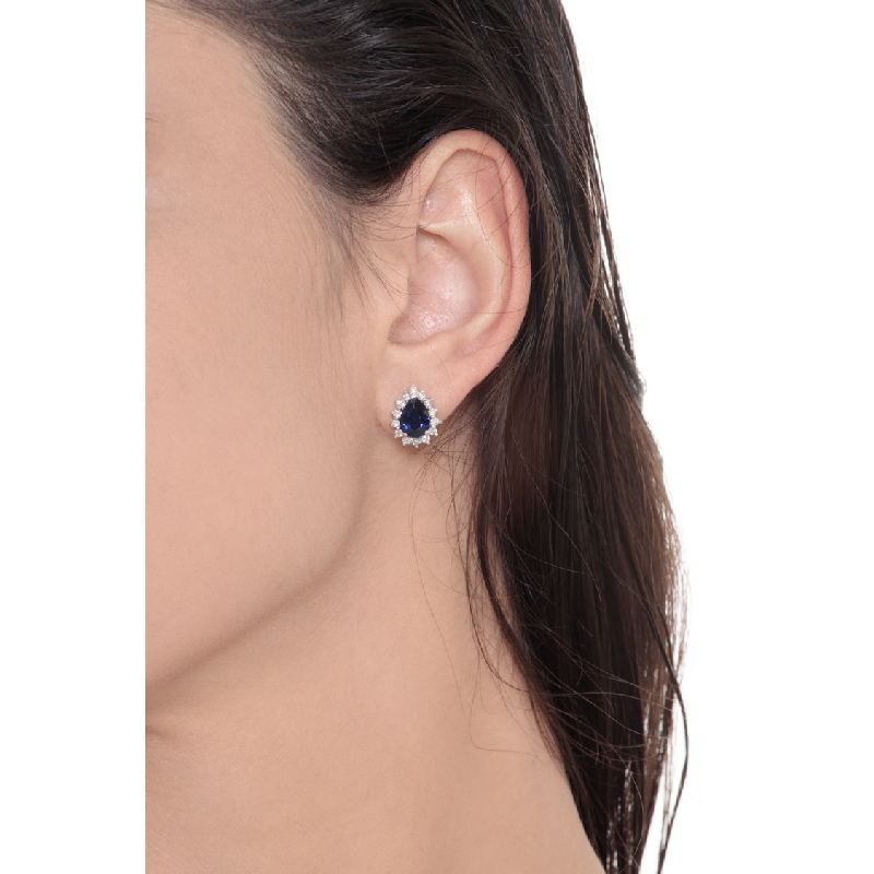 Boucles d'oreilles avec saphir bleu et diamants en or blanc 18k  Boucles d'oreilles avec saphir bleu et diamants en or blanc 18k