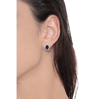 Boucles d'oreilles avec saphir bleu et diamants en or blanc 18k 