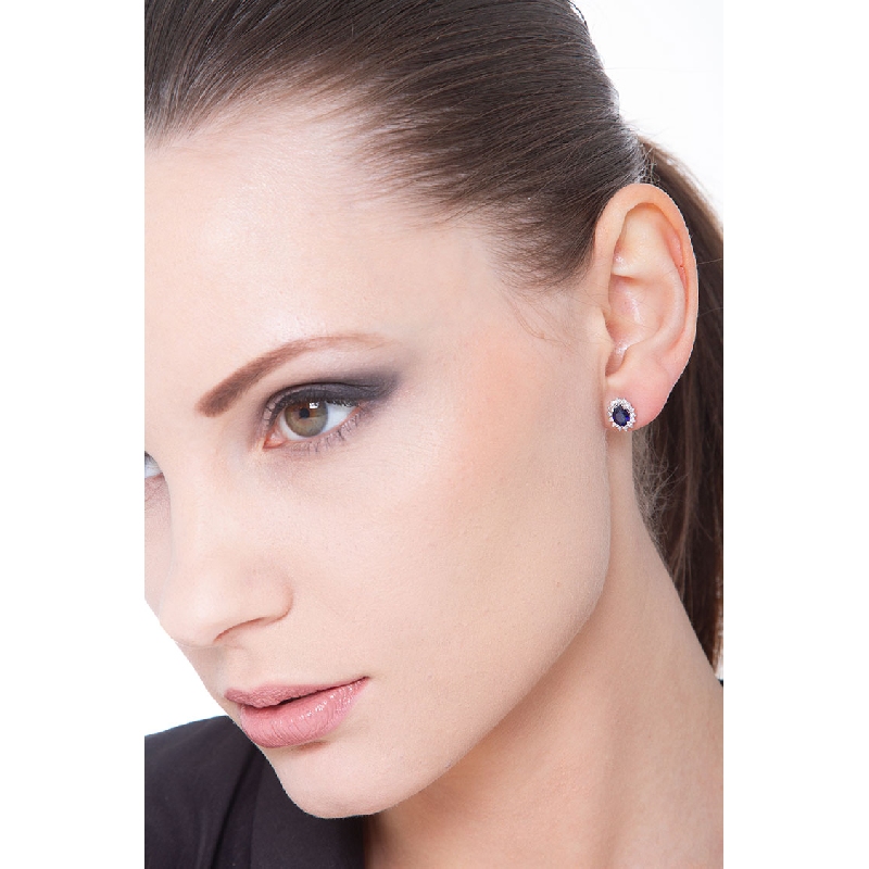 Boucles d'oreilles en or blanc 18k avec des saphirs bleus