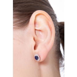 Boucles d'oreilles en or blanc 18k avec des saphirs bleus 2
