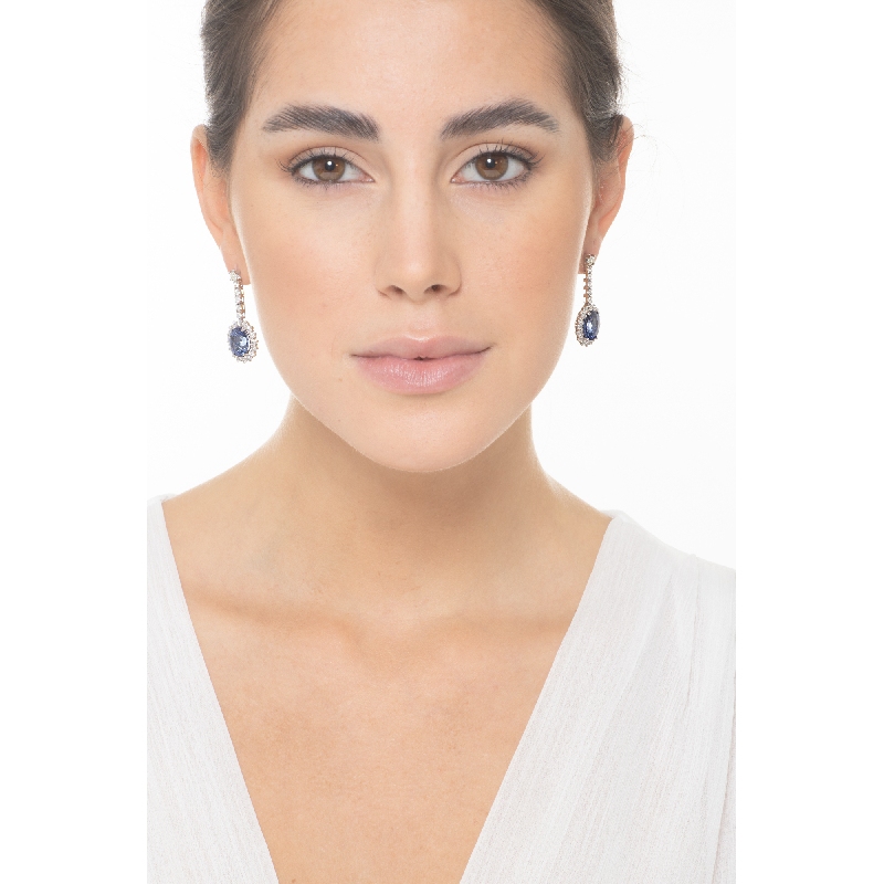 Boucles d’oreilles en or blanc 18k saphirs bleus et diamants