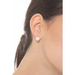 Boucles d’oreilles en or blanc 18k avec perles et diamants 2