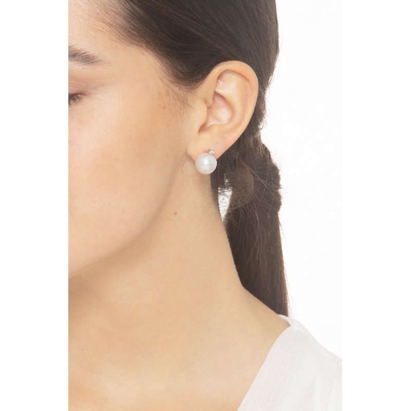 Boucles d’oreilles femme en or blanc 18k avec perles naturelles et diamants