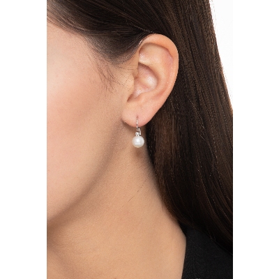 Boucles d’oreilles en or blanc 18 carats avec perles de culture 7 mm et diamants