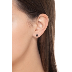 Boucles d'oreilles en or blanc 18k avec diamant noir 2
