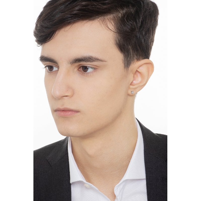 Mono boucle d'oreille en or blanc 18 carats avec diamant, 0,15 ct Mono boucle d'oreille en or blanc 18 carats avec diamant, 0,15 ct