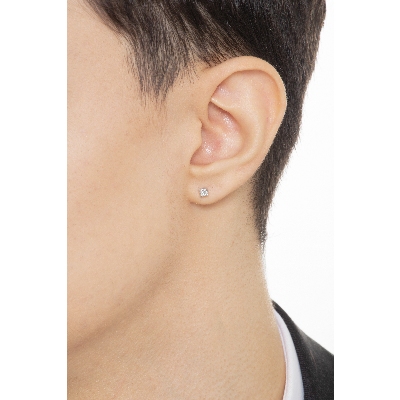 Clou d'oreille mono or blanc 18k et diamant 