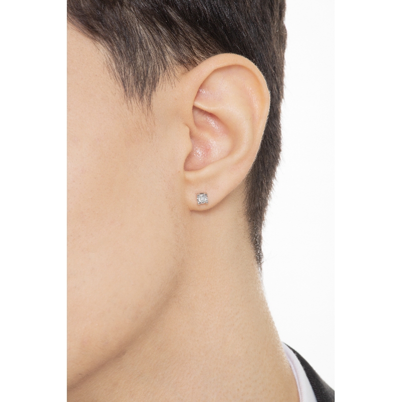 Boucle d'oreille individuelle diamant et or blanc 18k homme Boucle d'oreille individuelle diamant et or blanc 18k homme