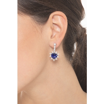 Boucles d’oreilles or blanc 18k saphirs cœur et diamants