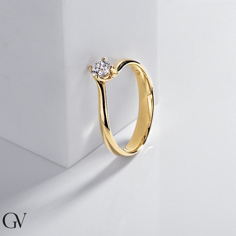 Bague Classique en Or Jaune 18k avec Diamant ct. 0,30