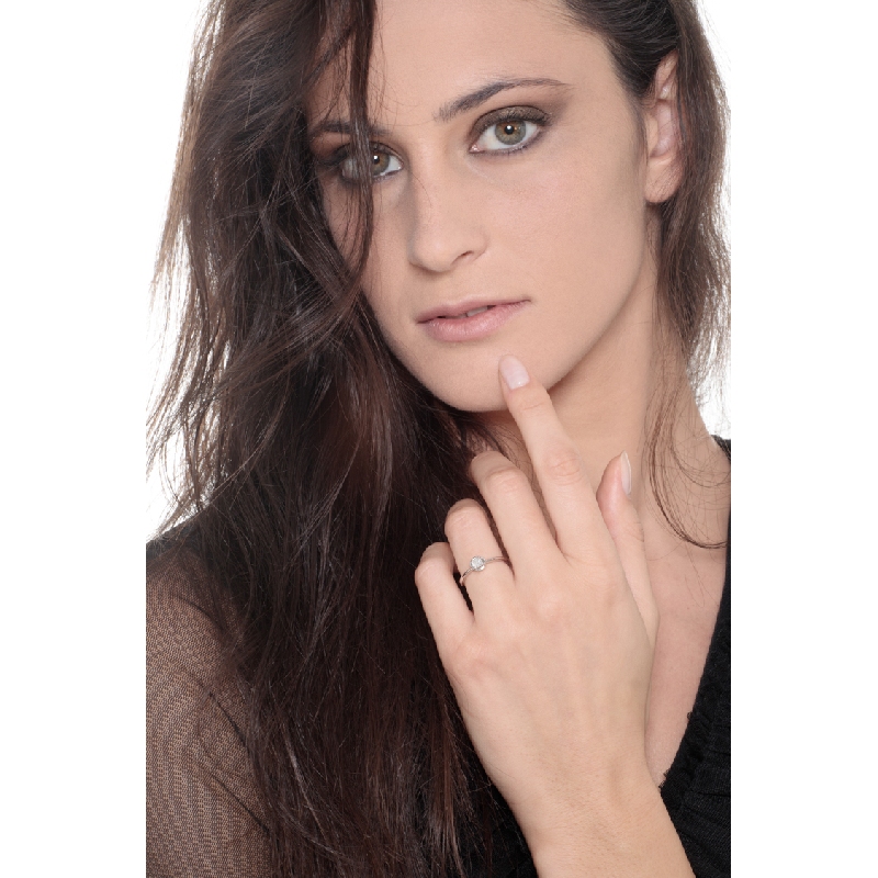 Bague solitaire or blanc 18k cœur diamant 0.25ct taille brillante