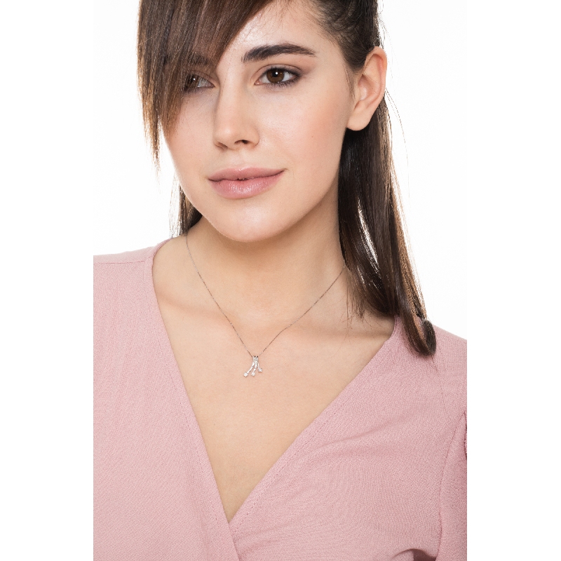 Collier féminin avec pendentif Trilogy Or Blanc 18k diamants