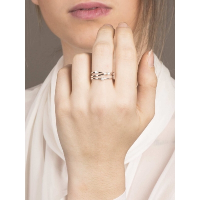 Bague triple bande en or blanc 18k avec diamants