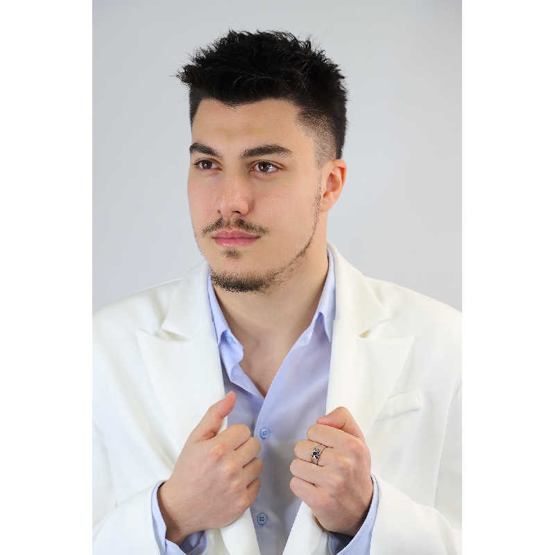 Bague solitaire homme en or blanc 18 carats avec diamant noir