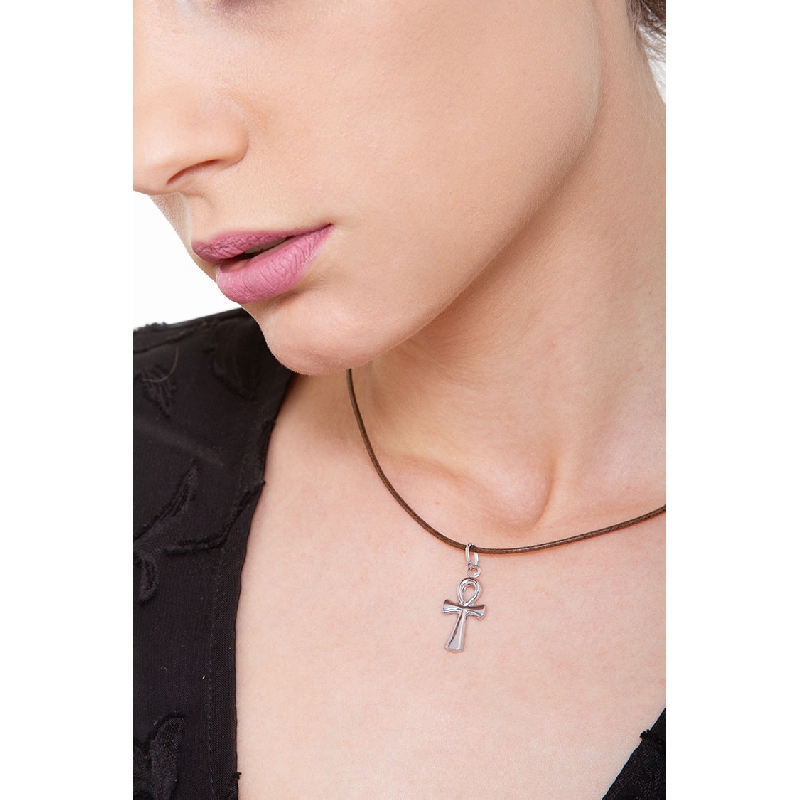 Pendentif Croix Hébraïque en or blanc 18k  Pendentif Croix Hébraïque en or blanc 18k
