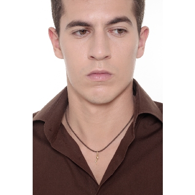 Pendentif corne porte-bonheur en or jaune 18K