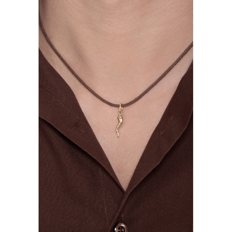 Pendentif corne porte-bonheur en or jaune 18K