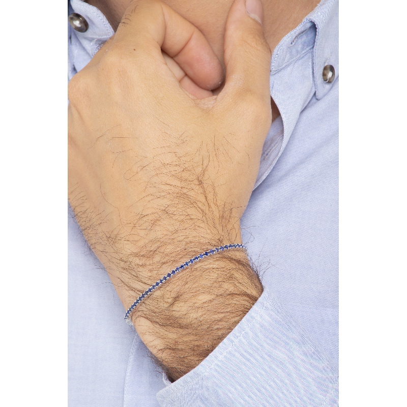 Bracelet Tennis en or blanc 18k avec saphirs bleus Bracelet Tennis en or blanc 18k avec saphirs bleus