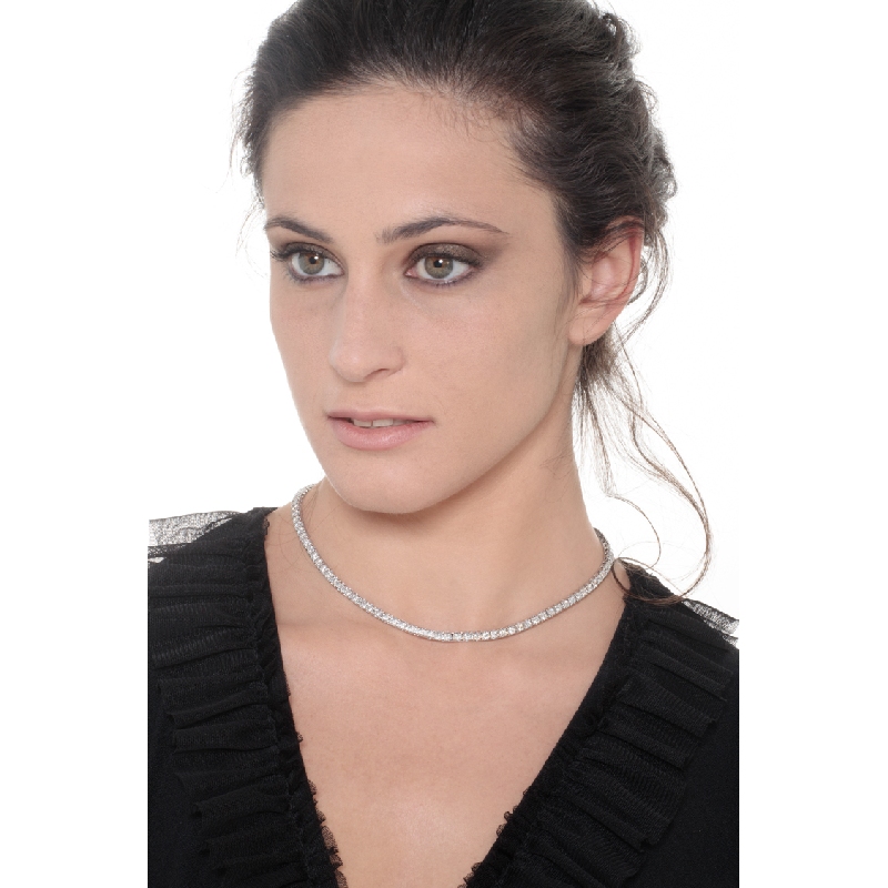 Collier rivière en or blanc 750 avec diamants Collier rivière en or blanc 750 avec diamants