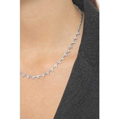 Collier tennis floral en or blanc 18k avec diamants
