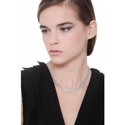 Collar gourmette en oro blanco de 18k con diamantes