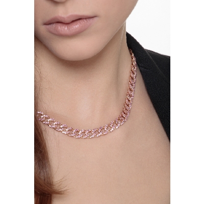 Collier maille gourmette en or rose 18k avec saphirs roses