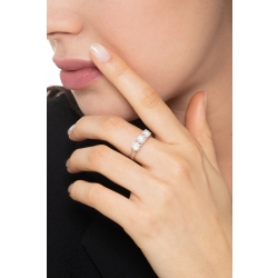 Bague 3 pierres en or blanc 18k avec diamants 1,50 ct 2