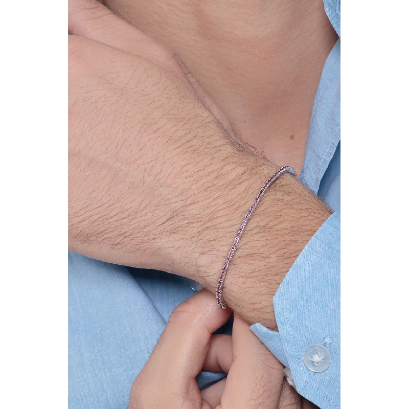 Bracelet Tennis en or blanc 18 carats avec des rubis de 0,01 ct Bracelet Tennis en or blanc 18 carats avec des rubis de 0,01 ct