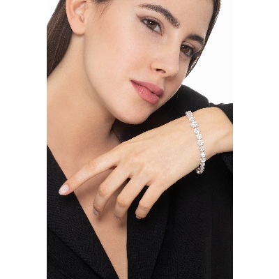 Bracelet fleurs Illusion en or blanc 18k serti de diamants