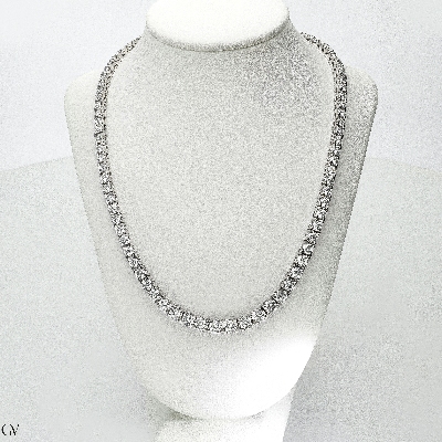 Collier riviere en or blanc 18k avec diamants