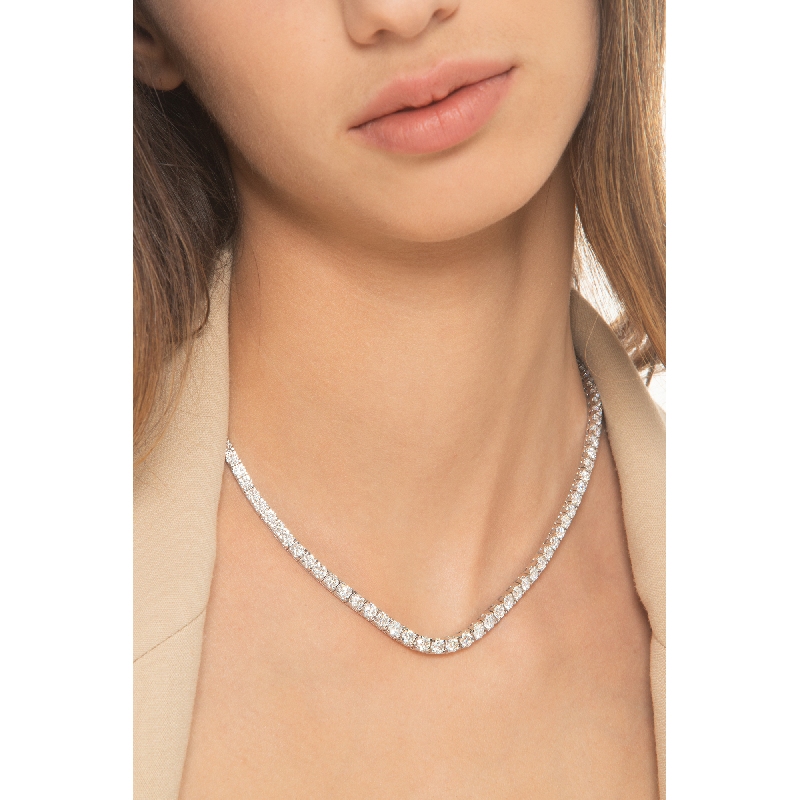 Collier riviere en or blanc 18k avec diamants Collier riviere en or blanc 18k avec diamants