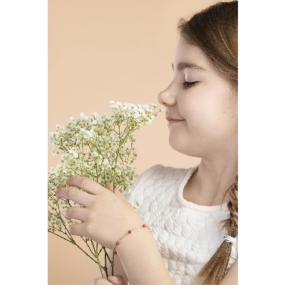 Bracelet en or 18k et petits coraux pour enfants