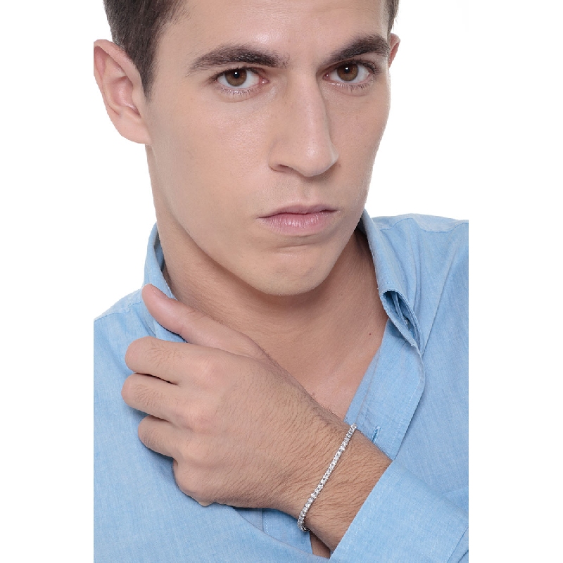 Bracelet tennis en or blanc 18k et diamants blancs Bracelet tennis en or blanc 18k et diamants blancs